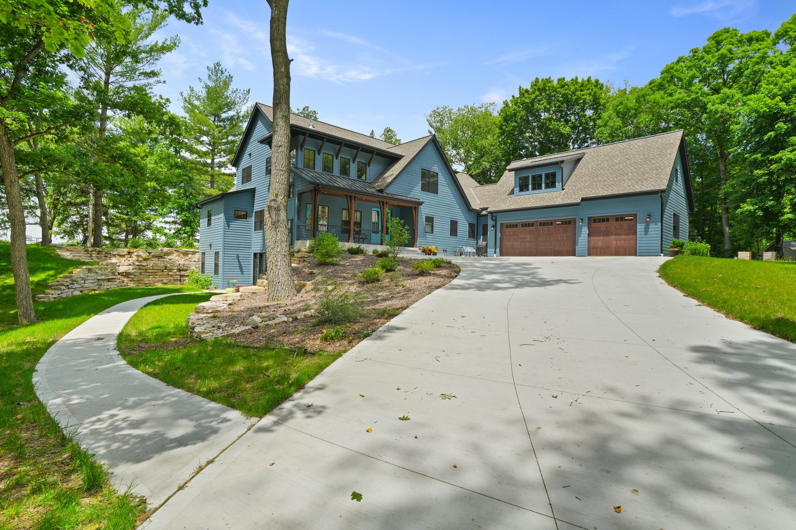 vacation home in lake geneva built by redleaf homes