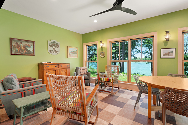 Oconomowoc custom home build