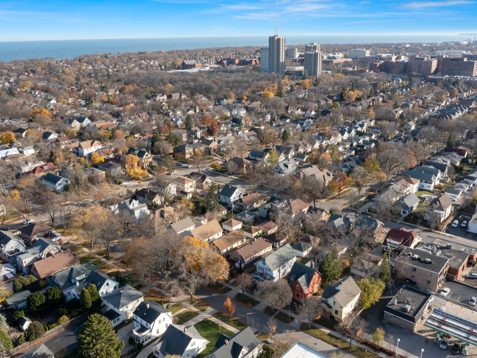 best neighborhoods to build a custom home southeast wisconsin