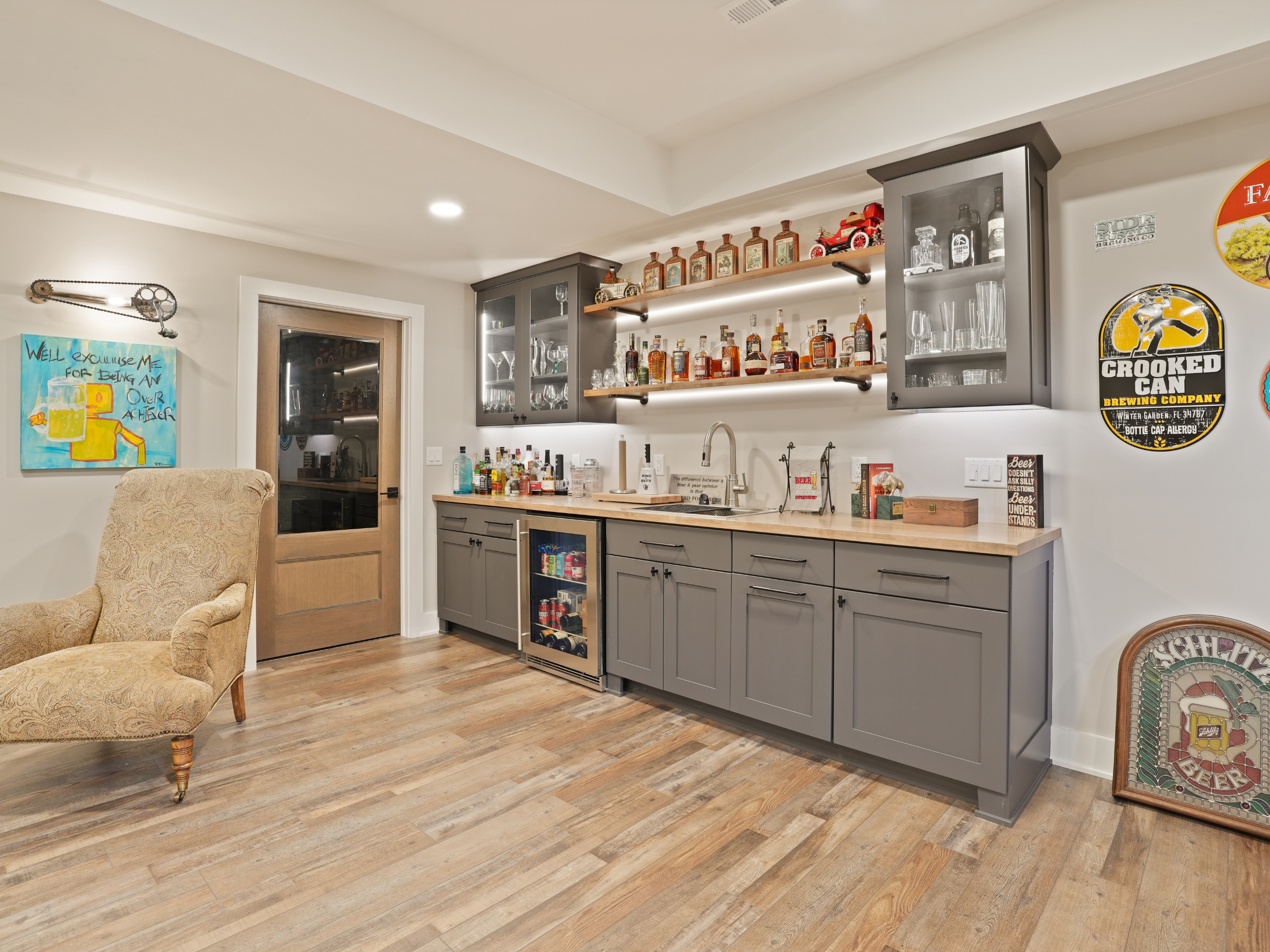 remodel house contractor